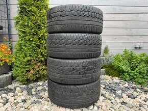 245/40 R18