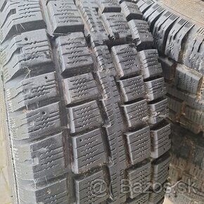 Pneu 245/70 R16