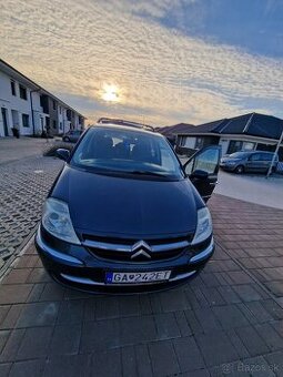 Citroen  C8 2.0 HDi