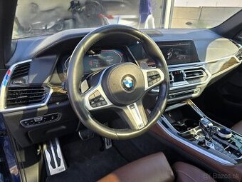 BMW X5 M50D   139 000 KM