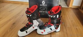 Scott Cosmos White / Red