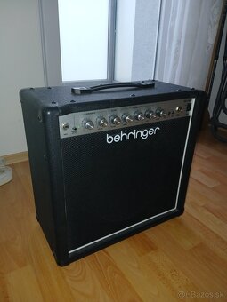 Combo Behringer