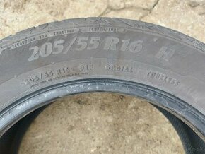 Pneu  205/55R16  H - 1