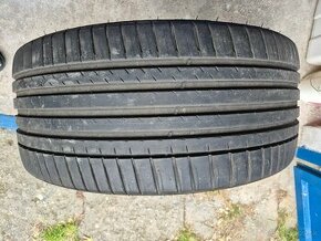 Michelin Pilot Sport4 275/35R22