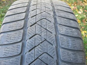 zimne 245/40R18