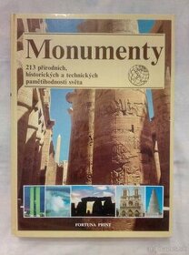 Monumenty