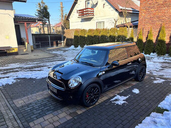 Mini Cooper S R56 JCW John Cooper Works