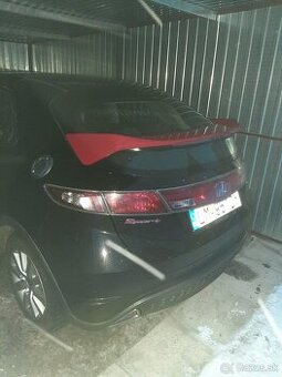 Honda civic 1,8 vtec ,108 kW