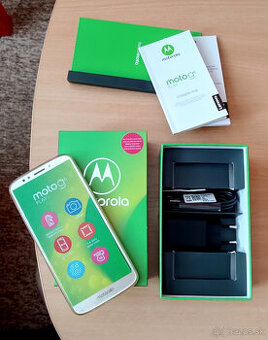 Motorola moto G6 play_dual SIM_zlatý.