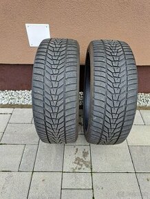 Predám zimné pneu 235/45 R20  Hankook winter icept evo3