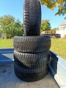 Zimné pneumatiky 225/50 R17