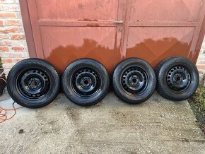 ZIMNÉ komplety NOKIAN 195/65 R15 - 5x112, 6-7mm - 1