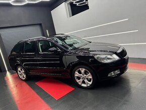 Škoda Octavia COMBI 2.0TDi CR DSG+Xenon+Šiber+Model 2013+Top