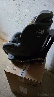 Britax Römer Dualfix M Plus i-size