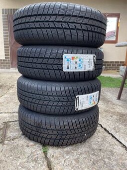 Nové zimné komplety koles 195/65R15 (disk+ penumatika)