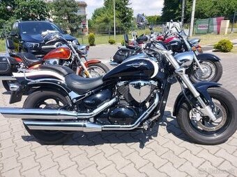 9000 km suzuki intruder M800 2011