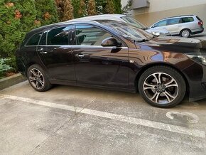 Opel Insignia 2.0 cdti 4x4 r.v. 2015