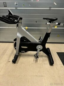 Predam Spiningovy bicykel / cyklotrenazer Technogym