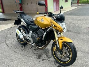 Honda hornet 600