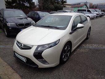 Opel Ampera 1,4 benzin - hybrid