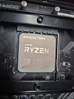 AMD Ryzen 7 5800X