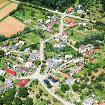 ZNÍŽENA CENA Stavebný pozemok 1100m2, Lažany Prešov - 1