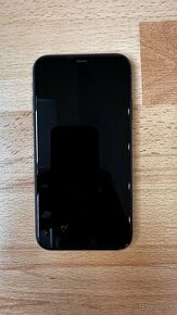 iPhone 11 128gb Čierny