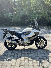 HONDA VFR 800 X CROSSRUNNER