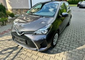 Toyota Yaris 1,0 VVT-i 1 Majitel serviska benzín manuál - 1