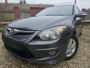 Hyundai i30 1.4i CVVT Facelift 2011 111 000km