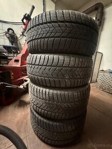 225/45 R18 zimné 245/40 R18  Pirelli