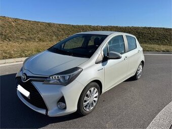 TOYOTA YARIS 1.5 HYBRID