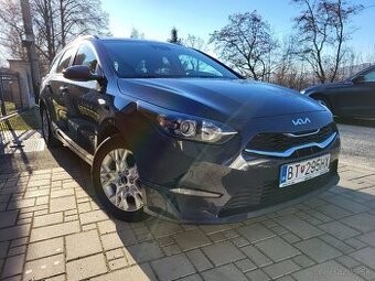 Kia Cee’d Sporty Wagon 1.5 T-GDi Silver, v Záruke, SR