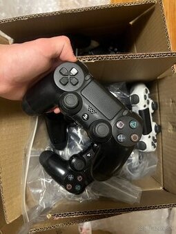 Repasované dualshock 4 ovládače