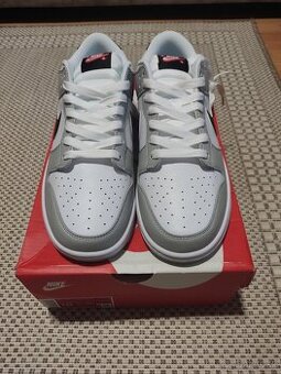 Nike Dunk Light Smoke Grey s visačkou