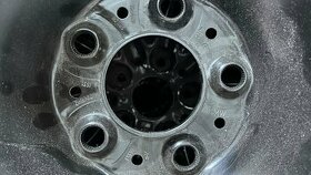 Plechovy disk 7x16 5/120 BMW - 1