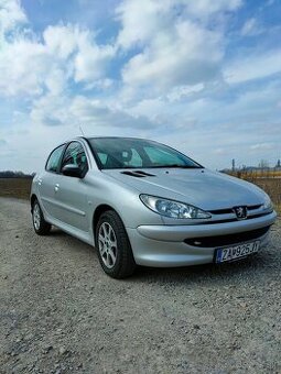 Peugeot 206 1.4i (55 kW) - 1