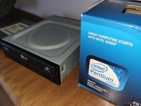 PC súčiastky, DVD rom mechanika a procesor Intel Pentium