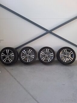 21" original BMW alu disky so zimnými + letnými pneu Pirelli