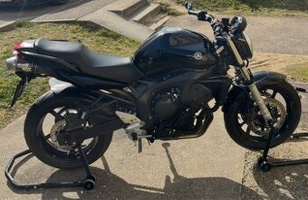 Yamaha Fazer 600