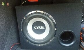 Predam Kvalitný 12" SPL Subwoofer s ozvučnicou