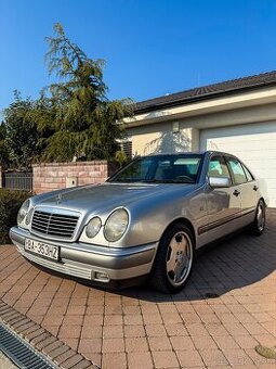 Predám Mercedes Benz E300 td OM606