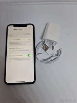 IPHONE XS SILVER 256GB ZÁRUKA - STAV AKO NOVÝ