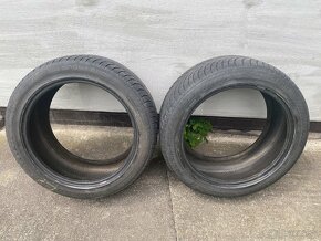 Predam 4x zimne pneu 245/45 r18