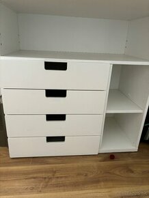 Prebalovacia komoda ikea