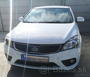 KIA CEED PROCEED 1,6 16V 92KW 2012 3-dver - 1