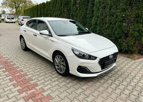 Hyundai i30 1,4T-GDi Top stav pravid.servi benzín manuál