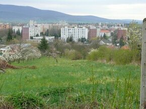 pozemok s krasnym výhladom na mesto - 1