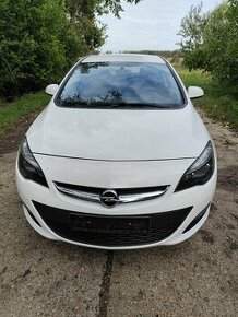 Opel astra J 1,4-turbo, 88 kW, 86700 km, r.2014