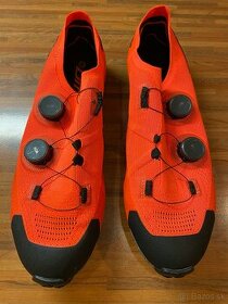 MTB tretry DMT KM0 SHOES CORAL/BLACK - veľkosť 45